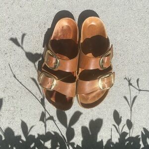 Birkenstock Arizona big buckle sandals in cognac size 38